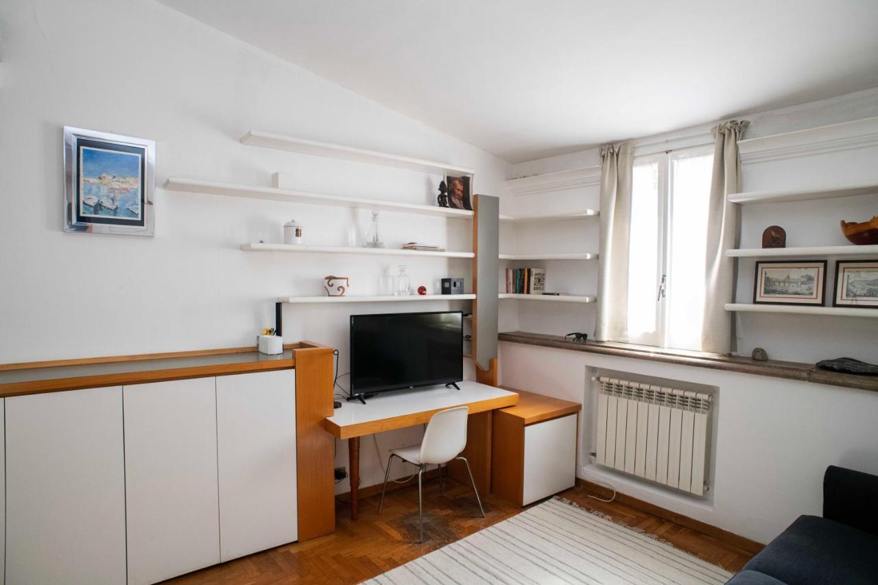 Tamara E Gerardina House In Trastevere โรม ภายนอก รูปภาพ
